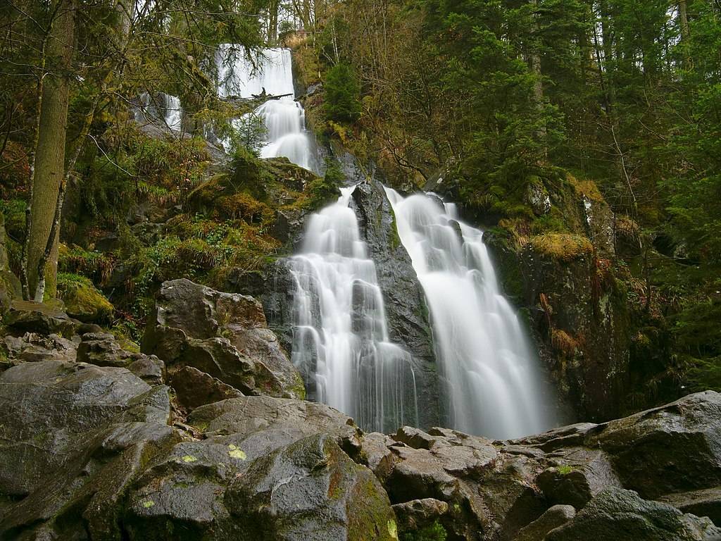 Grande cascade de Tendon | © Thomas Bresson - CC BY 3.0