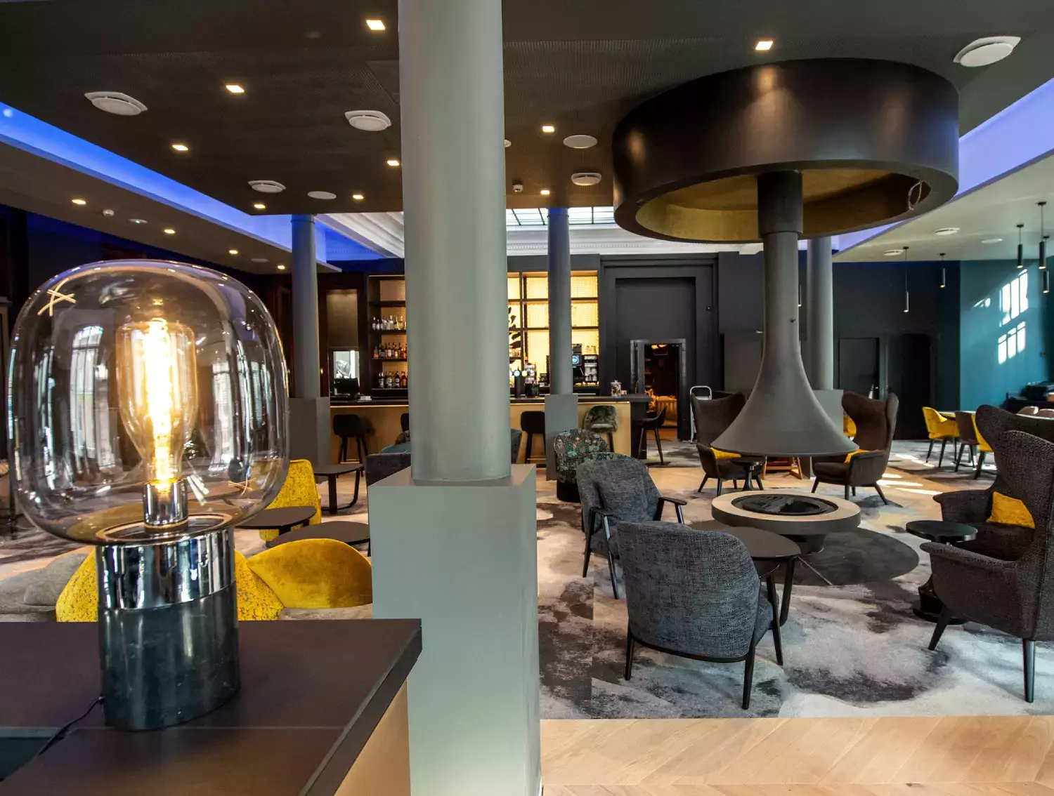Lobby et bar lounge | Le Chapître, hôtel spa dans les Vosges